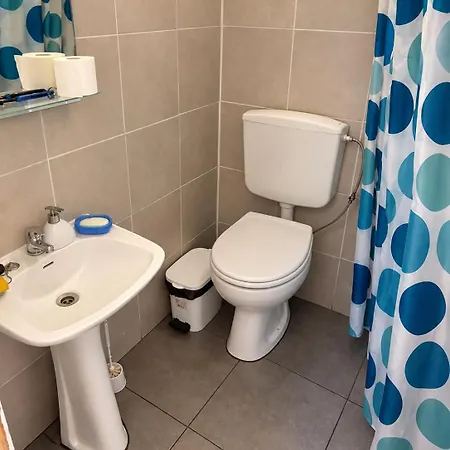 Na Porta 12 Sao Juliao Guest house *