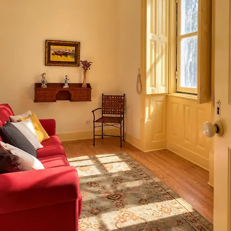 Na Porta 12 Sao Juliao Guest house *